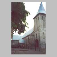 105-1105 Tapiau im Juni 1997, die renovierte Kirche.jpg